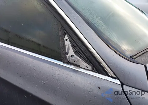 2011 BMW 335D z USA, uszkodzony, nr VIN WBAPN7C55BF183666